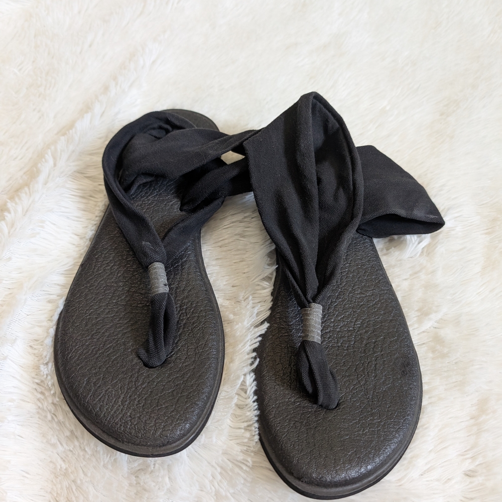 Sanuk Slingback Yoga Strappy Black Soft Sandals Flipflops Women's Size 9